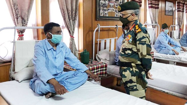 Shatak: Army chief Naravane reviews the situation in Ladakh