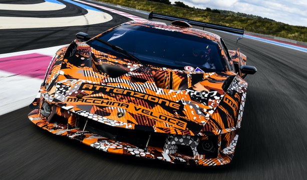 Lamborghini SCV12 - el superdeportivo de Squadra Corse, listo para salir a pista