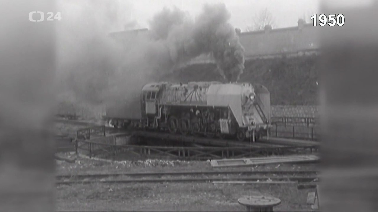 Nová lokomotiva jako dar republice (1950)