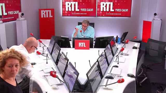 PSA : le groupe projette de faire passer en télétravail 80.000 personnes , dit Lenglet
