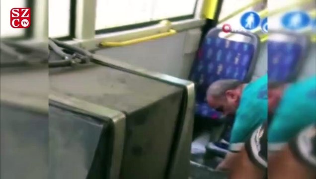 Belediye otobüsünde sıkışan kedi şoförün 10 saat uğraşı sonrasında kurtarıldı