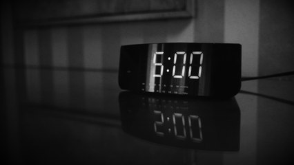 Guè - Tardissimo: New Music Video 🎶