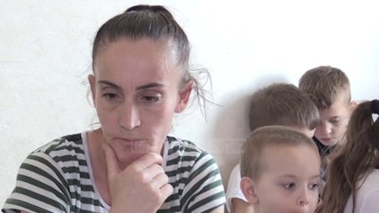 Pesë jetimë kërkojnë ndihmë/ Nëna nuk i ushqen dot me bukë