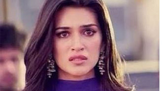 Sushant Singh Rajput: Mahesh Bhatt के बाद Kriti Sanon के खिलाफ हुआ मुकदमा दर्ज | FilmiBeat