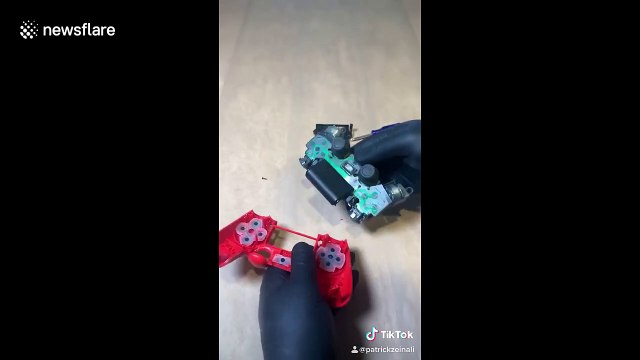 How to customise your gaming controller using DIY hydro dipping