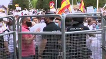 Feriantes se manifiestan en Madrid para exigir medidas que les permitan retomar su actividad