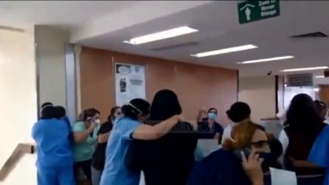 Top News - Tërmeti në Meksikë/ Panik e tmerr në spital - Pa koment