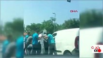 Son dakika: Trafikte tartıştığı kişiye silah çekti | Video