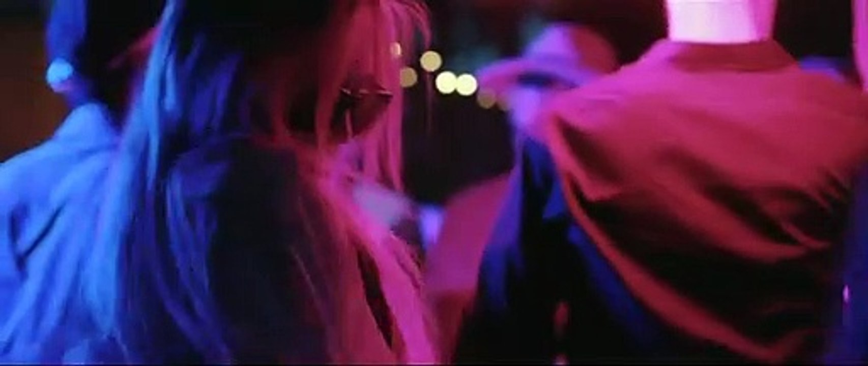Almudena Navalón, en el videoclip de Manuel Carrasco de 'Me gusta'