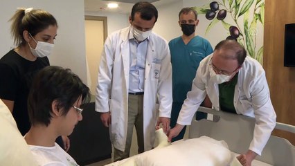 15 yaşındaki serebral palsi hastasının yürüme sevinci - İZMİR