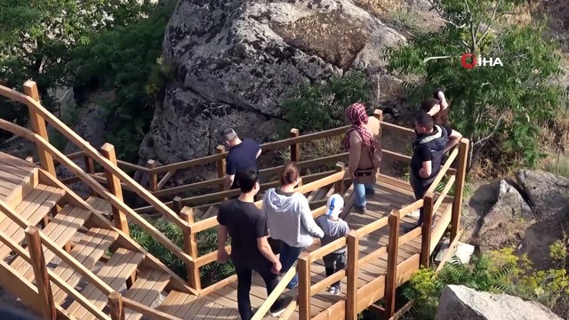 Selçuklu mimarisi Çeşnigir'e ziyaretçi akını