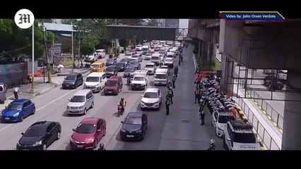 WATCH: Members of the Highway Patrol Group conduct an operation against traffic violators along EDSA