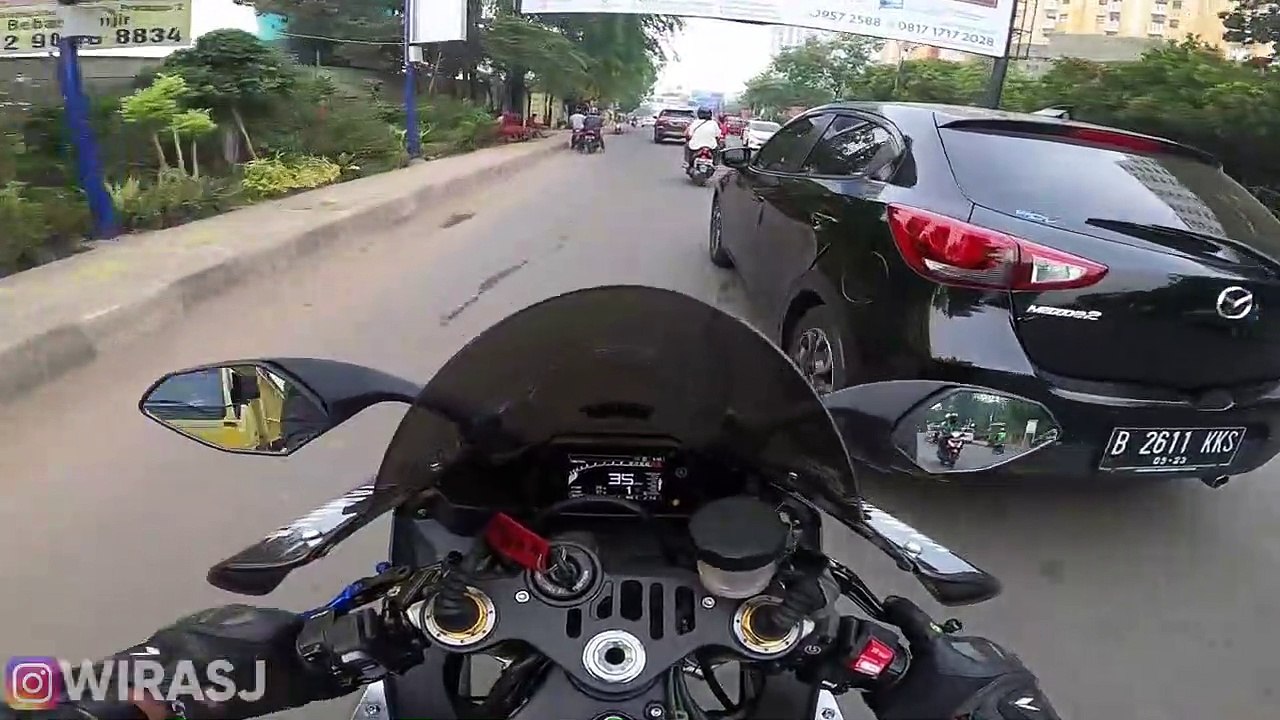 Pure Sound of Yamaha R1M with Austin Racing Exhaust ( 720 X 720 )