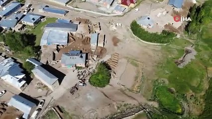 51 evin hasar gördüğü  mahalle havadan görüntülendi