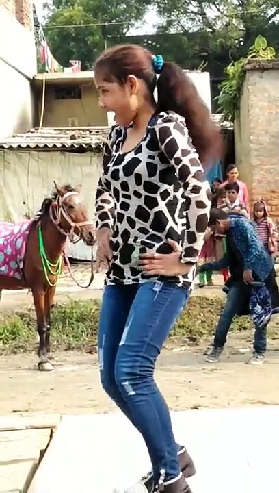Chhoti si ladki ka sabse hot bhojpuri word