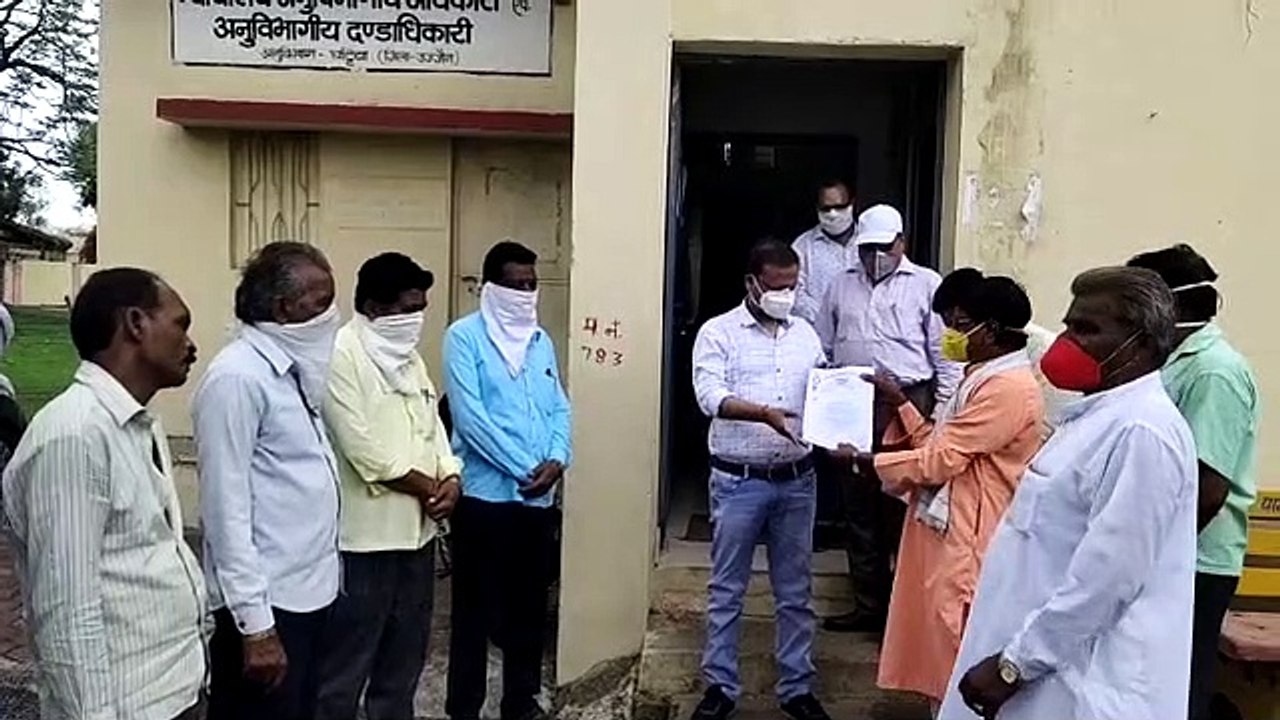 भारतीय किसान यूनियन ने 7 सूत्रीय माँगो को लेकर एस.डी.एम. को सौंपा ज्ञापन