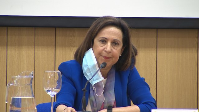 Robles: Hay que reflexionar sobre lo que ha ocurrido en las residencias