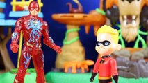 Incredibles 2 Family Dash & Flash Rescue Baby Jack Jack And Get Power Rings ! Superhero Toys