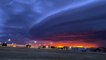 Ce nuage d'orage au dessus de Clovis, Nouveau Mexique est impressionnant