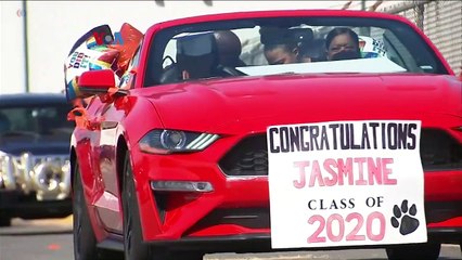 Wisuda hingga Suntik Botox Lantatur dalam Kenormalan Baru