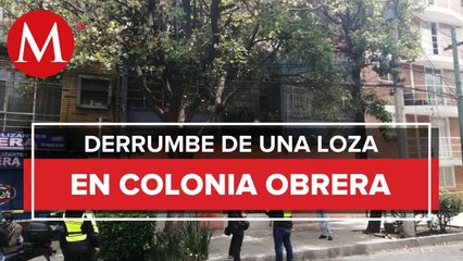 Evacuan a cinco personas por derrumbe de loza dañada por sismos en la colonia Obrera