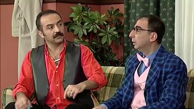 Bir Demet Tiyatro'nun yıllar sonra çekim hatalarının yer aldığı video ortaya çıktı