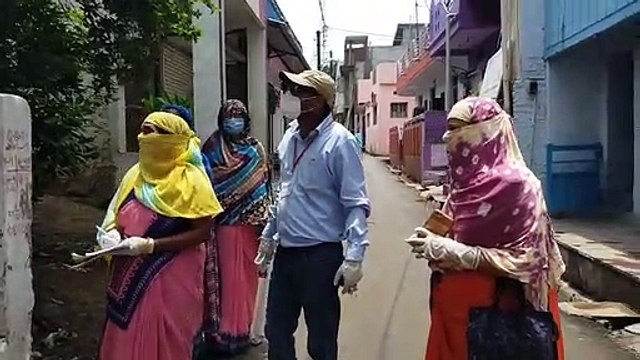 शाजापुर: कलेक्टर के निर्देश पर स्वास्थ्य विभाग की टीम घर-घर कर रही सर्वे