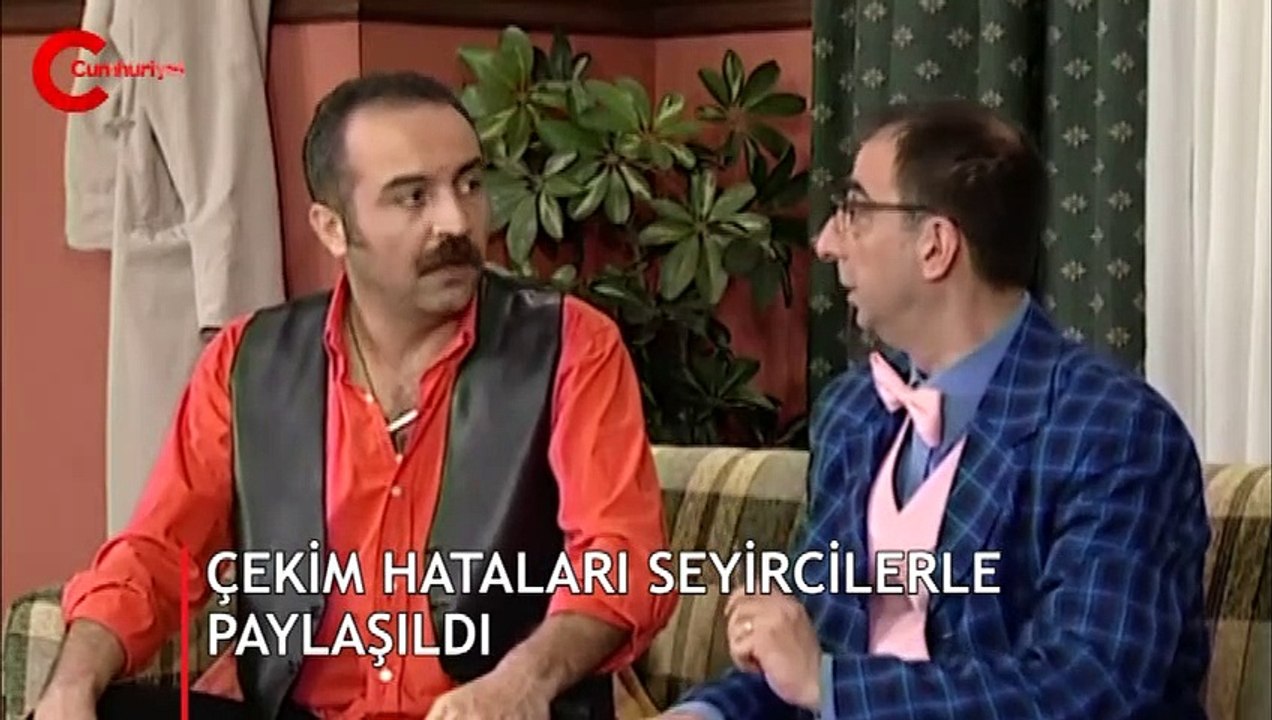 25 yıl sonra ilk yayınlandı! Bir Demet Tiyatro’nun çekim hataları