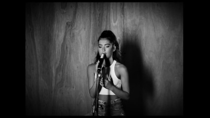 Claudia Valentina - Seven