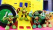 Hulk Rage Cage Vs. Infinity War Ultimate Infinity Gauntlet + Imaginext Justice League Tryouts