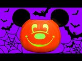 Mickey Mouse Light Up Jack O'Lantern Trick or Treat Surprise Bucket of Halloween Toys Eggs Huevos
