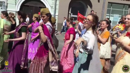 Victory day Harinam Moscow  2 | festiwal | Hare Krsna | kirtan | Maha Harinam | Sankirtan | Swami Prabhupada | iskcon | DesireTree | KrishnaConsciousness |