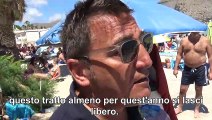 Palermo, spiaggia di Mondello: il distanziamento o si paga o non c’è