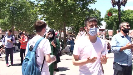 YKS’ye girecekler cami ve türbelerde yoğunluk oluşturdu