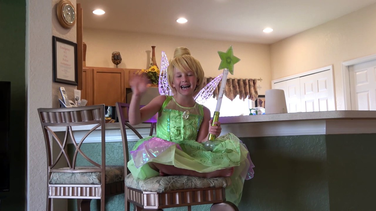 Sophia Isabella e Alice na Praia Tinkerbell Fairy Magic Disney