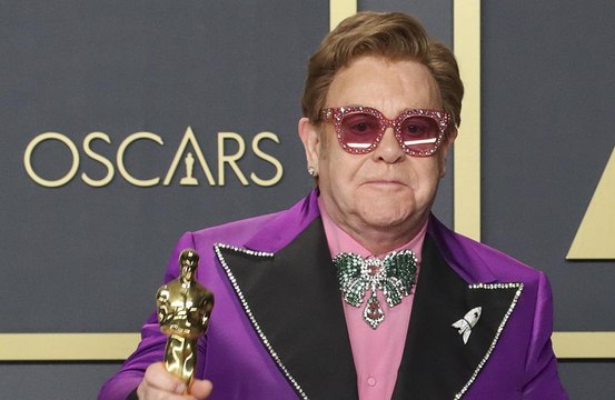 La exmujer de Elton Jon, Renate Blauel, interpone una demanda contra el cantante