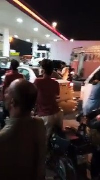 Long Queues At Petrol Pumps Across Pak | Just Updates (2)