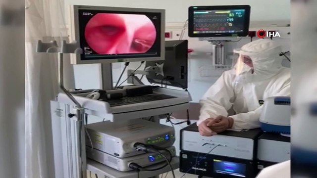 - Diyarbakır’da korona virüs tedavisi gören bir hastaya, dünyada ilk defa Türk ışını tedavisi uygulandı. Uygulanan tedavi yöntemi sonrası hastanın korona virüs testi negatif çıktı.