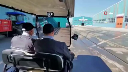 Vali Kaldırım, raylara inerek milli tren setlerini inceledi