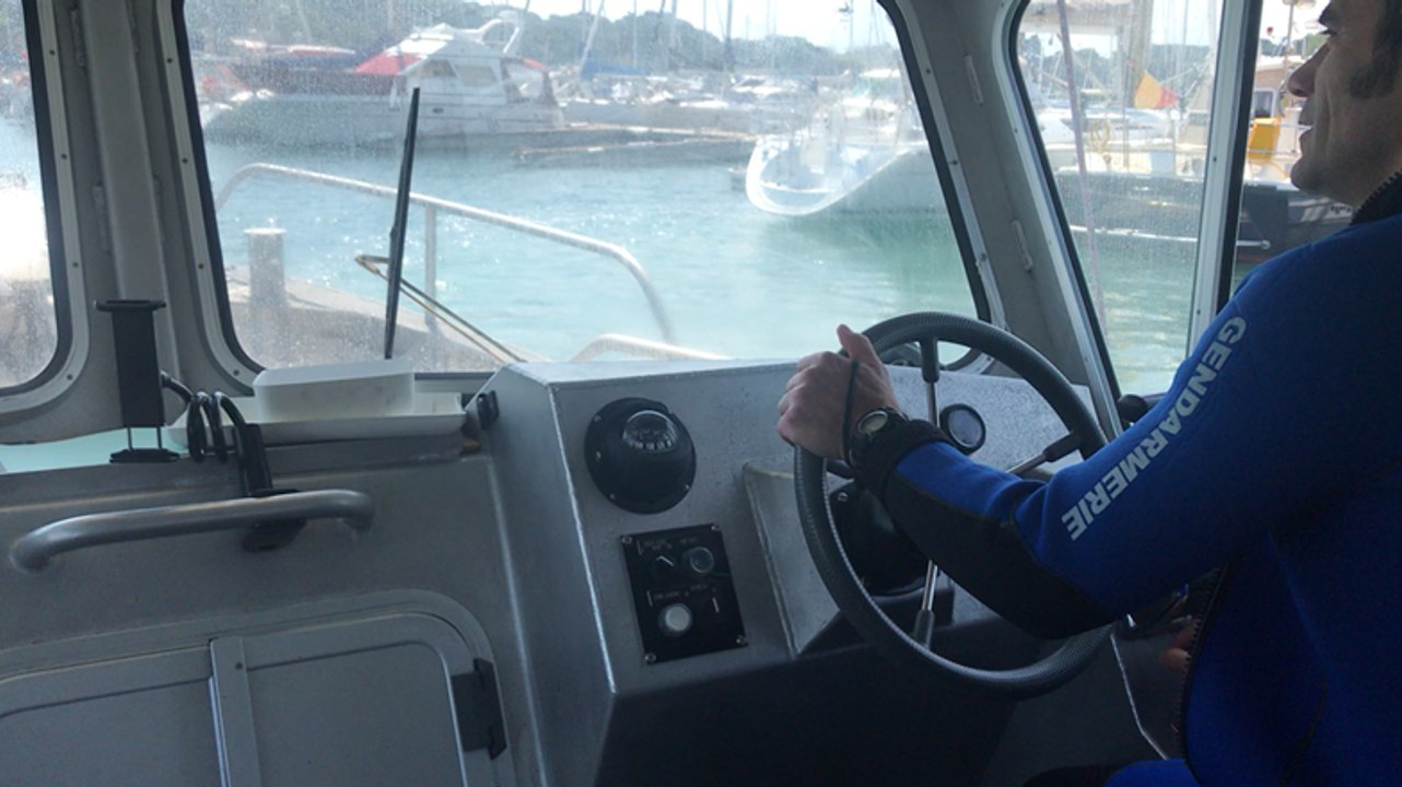 Exercice d’hélitreuillage des gendarmes sauveteurs côtiers