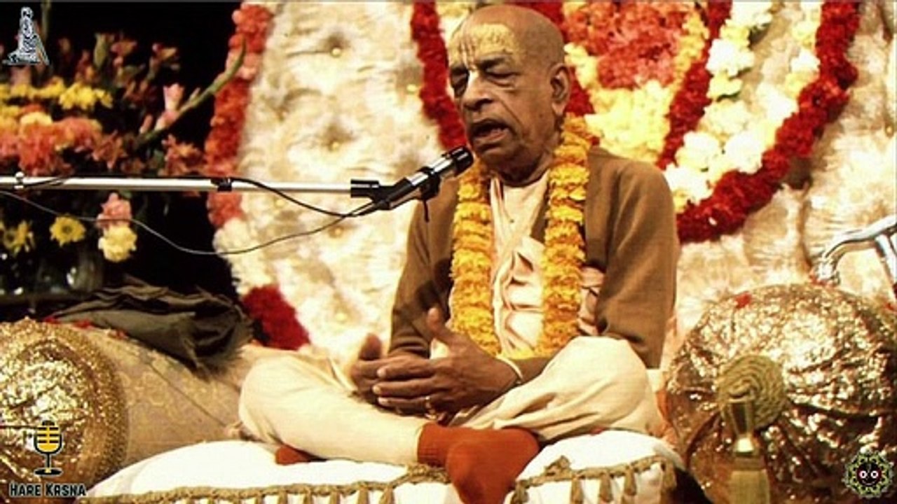 Srila Prabhupada - Hindi | Maha Harinam | Sankirtan | Swami Prabhupada | iskcon | DesireTree | KrishnaConsciousness |