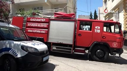 Kentte polisler alarma geçti! Genç şahıs ailesini rehin aldı
