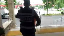 TOKAT'TAKİ SINAVDA SON DAKİKAYA KALANLARI POLİS TAŞIDI
