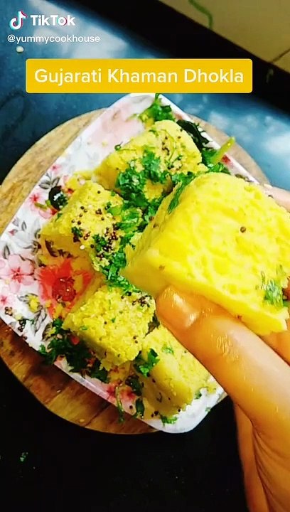 Gujarati Dhokla