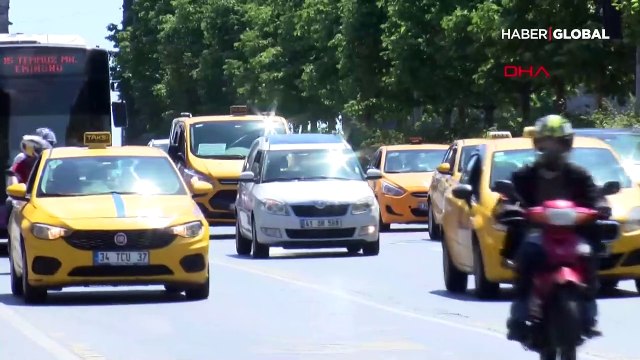 İstanbullular yasak kalkar kalmaz sokağa döküldü, trafik yoğunluğu yüzde 47'yi buldu 