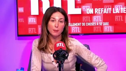 Elsa Zylberstein : Découvrez le chanteur dont elle était "zinzin" ado !