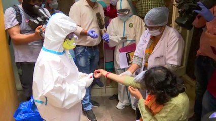 인도, 코로나19 누적 확진자 50만 명...하루 1만8천 명 증가 / YTN