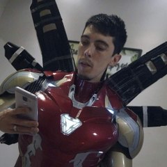 Un fanático de los superhéroes crea el traje de 'Iron Man' con una impresora 3D