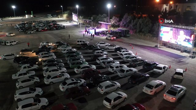 Nevşehir’de arabalı sinema keyfi devam ediyor