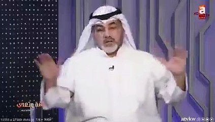 إعلامي كويتي يهاجم فكرة ارتداء المايوهات في الكويت